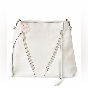White Faux Leather Tote Bag with V-Shaped Zip Pockets – NWT
